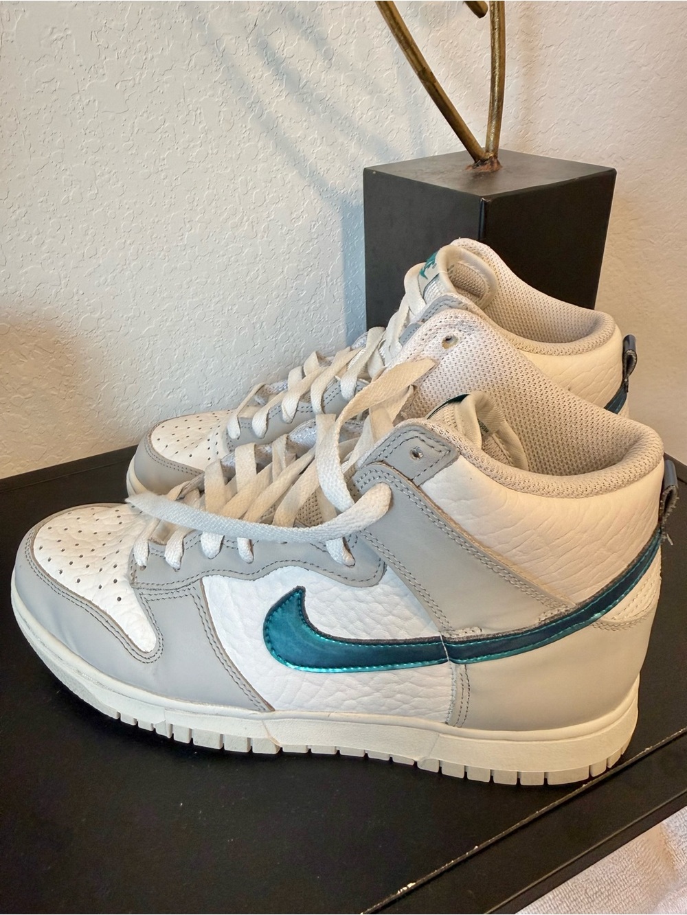 Nike High-Top Sneakers White Light Gray Teal Metallic Swoosh Accent